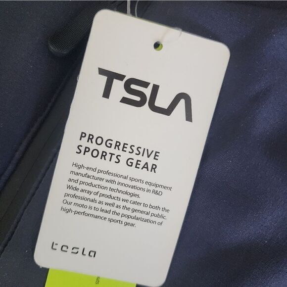 Tesla jacket hoddied new with tags - Picture 4 of 16